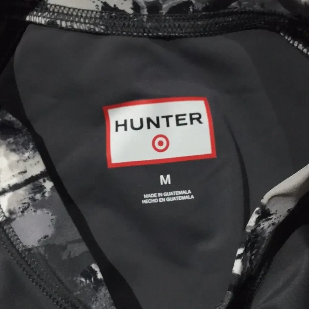 Hunter men’s M swim shirt upf 50 NWT